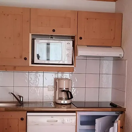 Cozy 2 Pieces A Notre-dame-de-bellecombe, 4 Pers., Equipee & Confort - Fr-1-807-64 Apartment